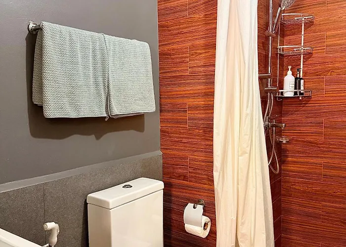 3 Brs Spacious For Family Or Groups Aparthotel
